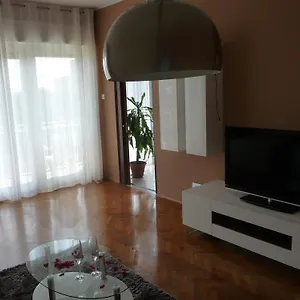 Noris Apartman Pula