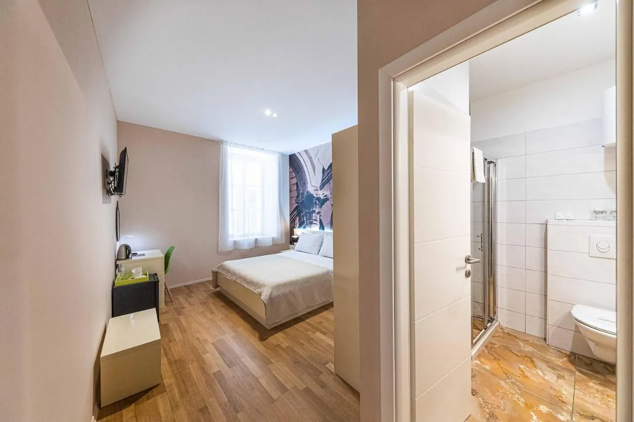 Pjaca City Rooms Split Pensjonat